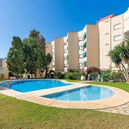 Spacious With Pool, 3 Min From The Fuengirola