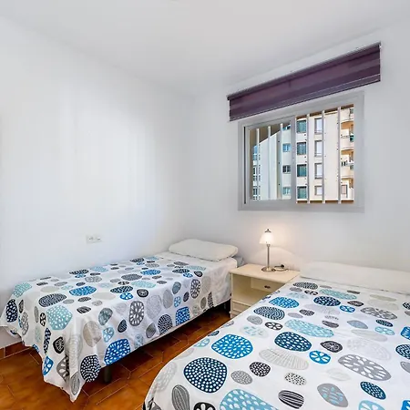 Spacious With Pool, 3 Min From The * Фуенхірола